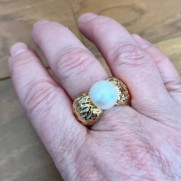 Storie ring - Picture 1 of 1